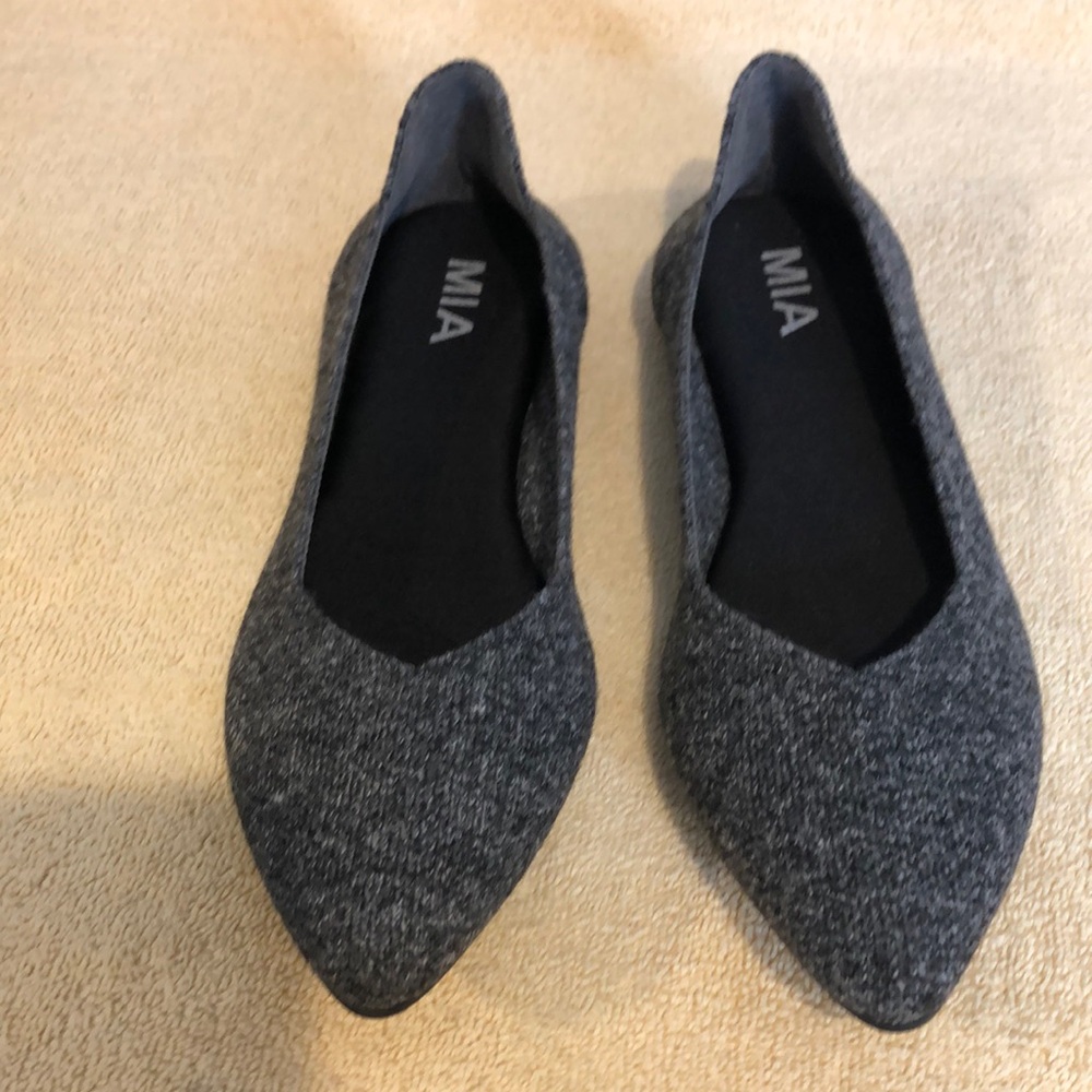 Mia Izzy Flannel Flyknit Pointed Toe Charcoal Gray Women's 9M Ballet Flats Shoe - Picture 8 of 9